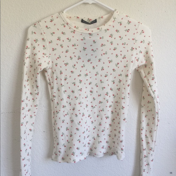 Brandy Melville Tops Brandy Melville Floral Tori Thermal Top Poshmark